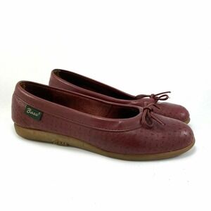 GH Bass Leather Flats Women 5.5 Burgundy Bow Classic Heritage Minimalist Vintage